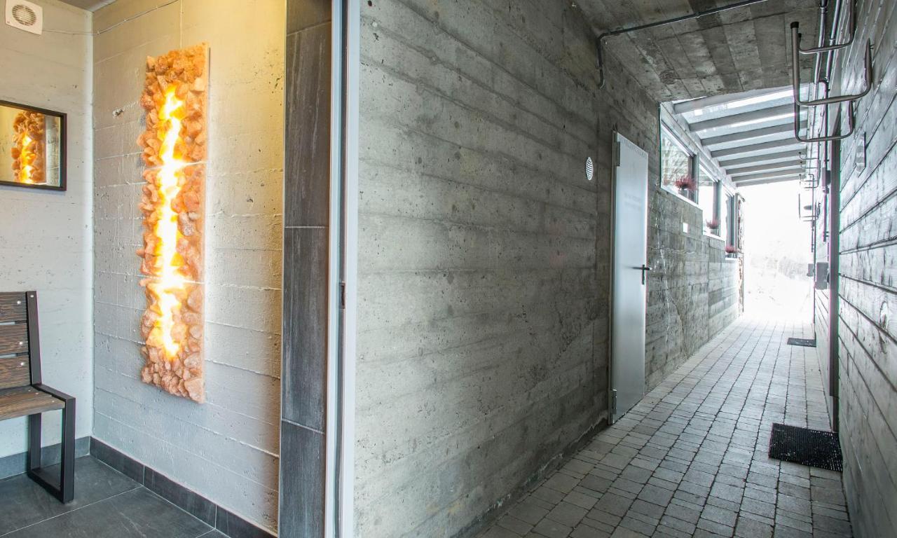 Sloneczny Chelm - Apartamenty W Gorach, Prywatna Sauna Jacuzzi Balia W Cenie, Spa, Grill, Stok Narciarski Myslenice, Sciezki Rowerowe, Rzeka Raba, Widok Na Tatry Extérieur photo
